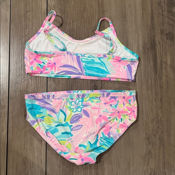 Lilly Pulitzer Girl’s Bikini 
Worn 3 times. Vibrant colors -no pilling. - Picture 2 of 2